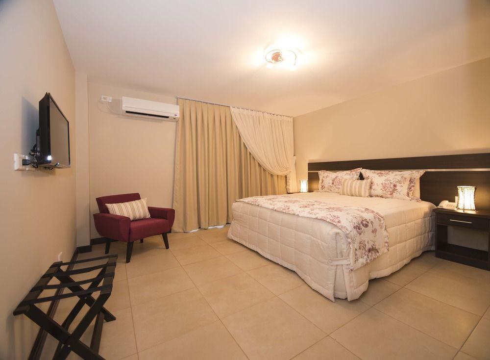 Arami Hotel & Lodge Puerto Iguazú Dış mekan fotoğraf